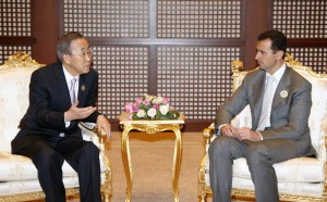 Secretary-General Ban Ki-moon (left) meeting with President Bashar Al-Assad of Syria in Sirte, Libya in March 2010. UN Photo/Evan Schneider