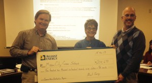 Check presentation participants (from left to right) are: Jim Collins, Alliant Energy key account manager; Dr. Anita Micich, Superintendent – Mason City Community School District; and Robert Thoms, President – Mason City Community School District Board of Education. 