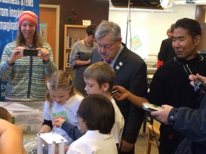 Gov. Branstad visits Greenwood Elementary School