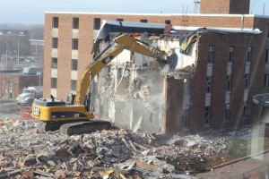 Baker Hall on the campus of the University of Northern Iowa comes down. Photo from UNI Facebook page.