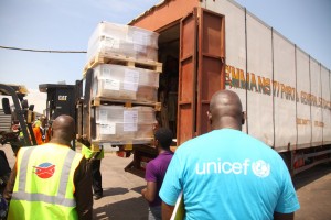 With funds from the World Bank Group, UNICEF delivers essential supplies to Sierra Leone to deal with the Ebola outbreak. Photo: World Bank/Francis Ato Brown