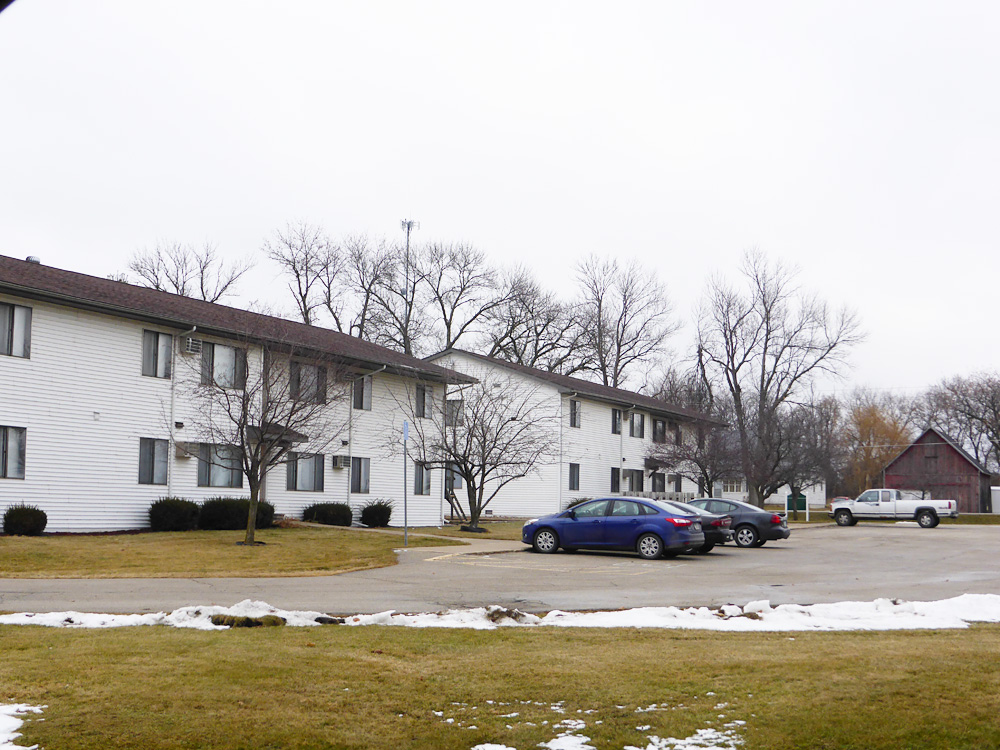 Police deal with trouble at public housing apartments in Rockwell