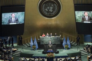 UN Messenger of Peace Leonardo Dicaprio addresses the opening segment of the signature ceremony for the Paris Agreement on Climate Change. UN Photo/Mark Garten
