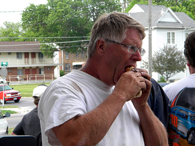 hotdog-eating-2-2012-05