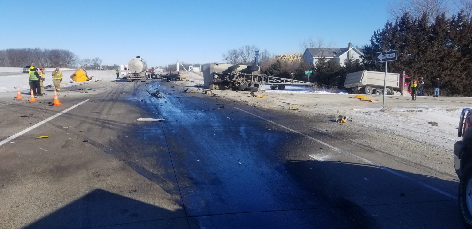 Minnesota man airlifted to hospital after tanker crash in Bremer county