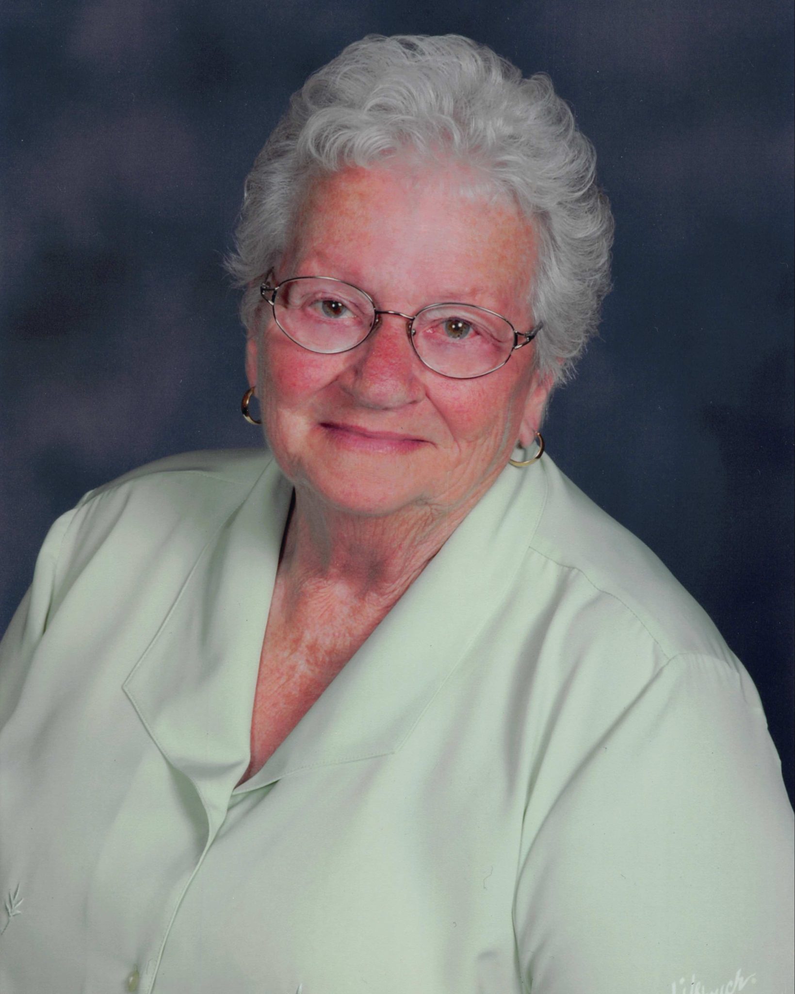 OBIT Marie Y. Whipple