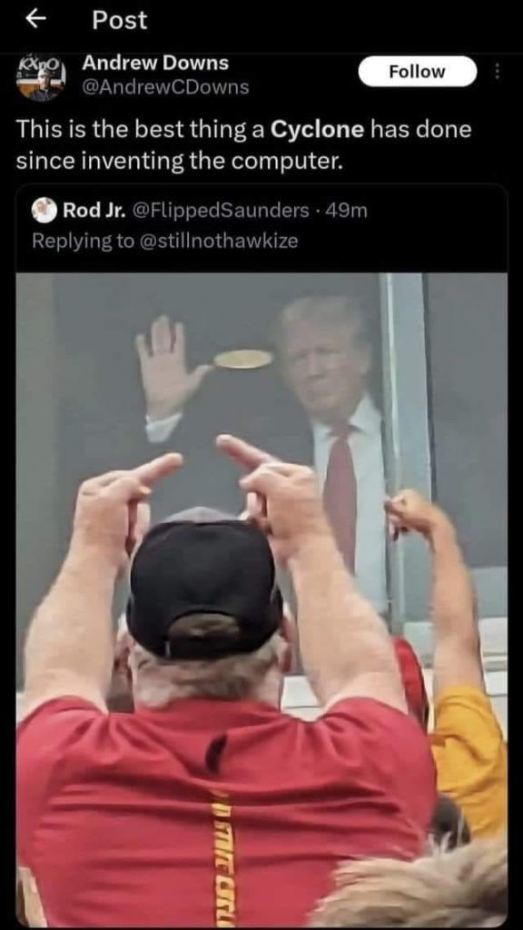 Trump Getting The Finger at the IA Ia State Game.jpg