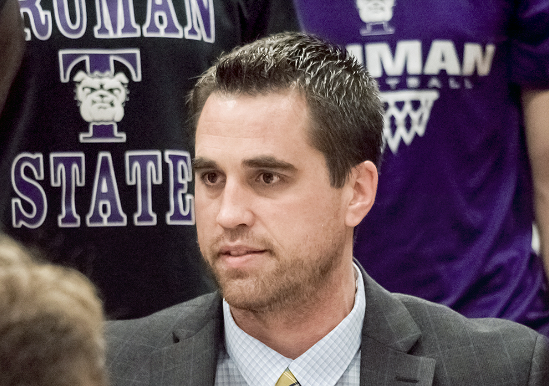 College Basketball Jeff Horner's Truman State team drops game to Drake, 9550
