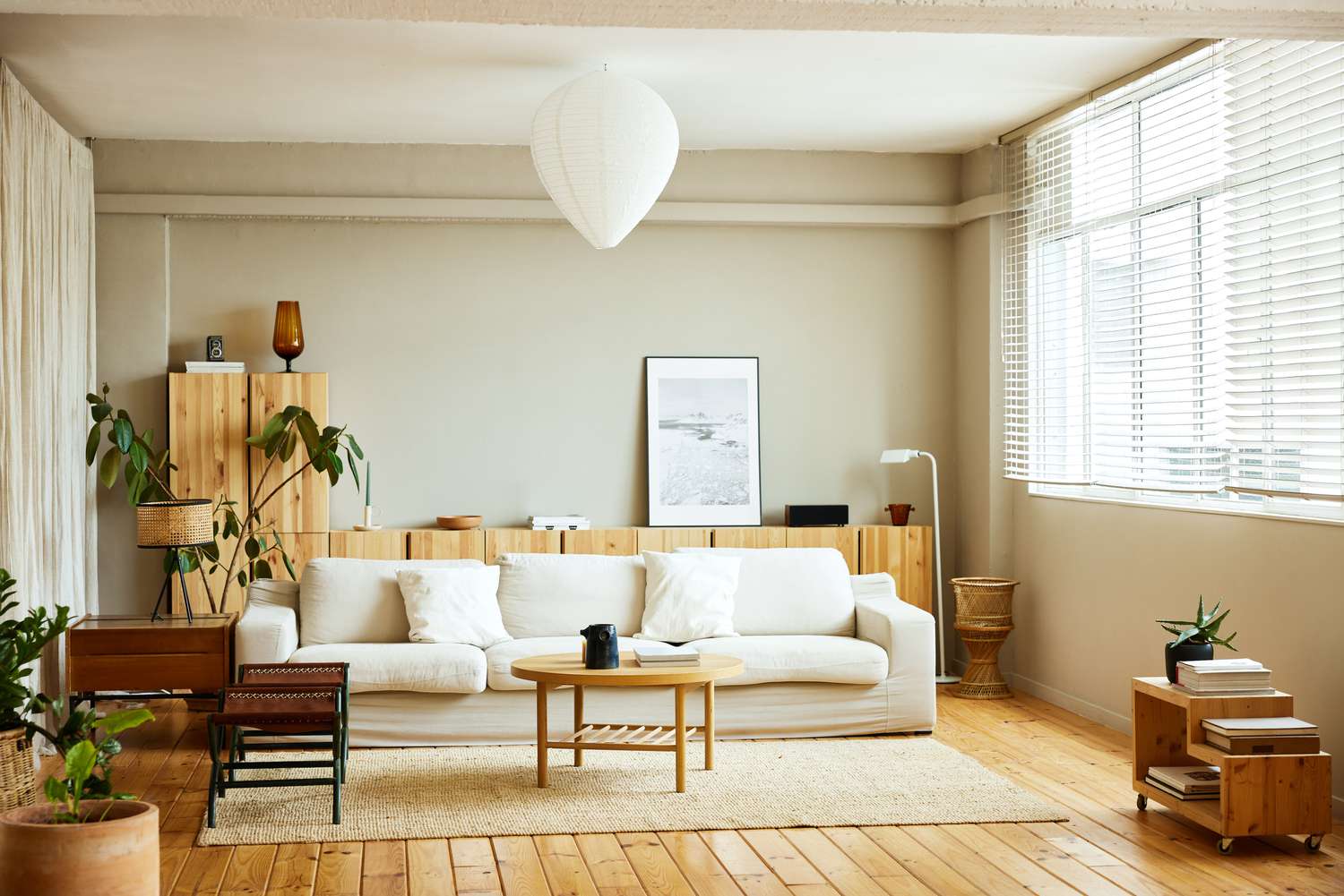 How To Choose The Right Paint Finish For Every Room In Your House how-to-choose-the-right-paint-finish-for-every-room-in-your-house